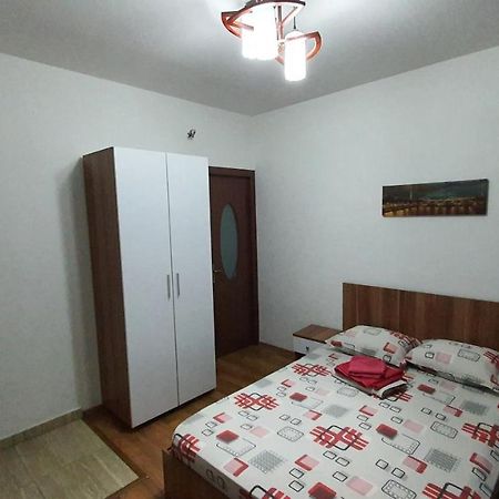 Pensiune Fundeni- Dragonul Rosu Bucarest Exterior foto