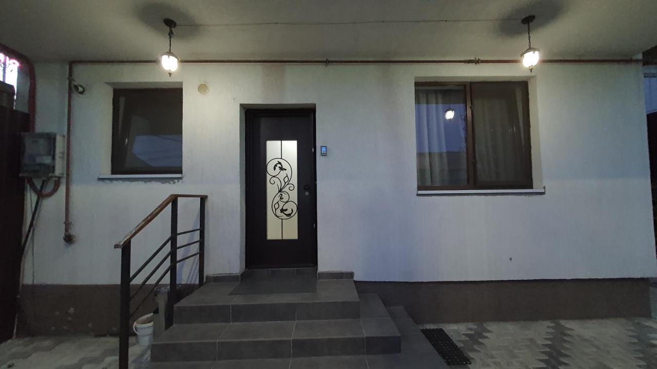 Pensiune Fundeni- Dragonul Rosu Bucarest Exterior foto