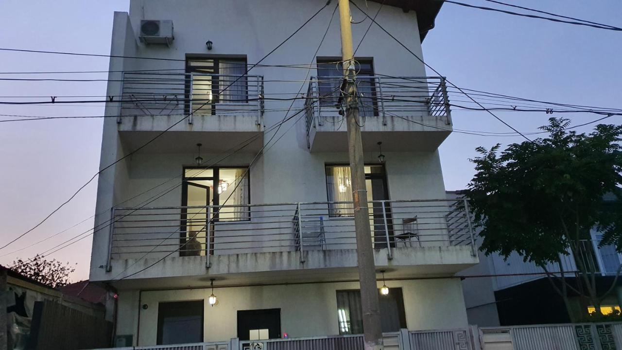 Pensiune Fundeni- Dragonul Rosu Bucarest Exterior foto